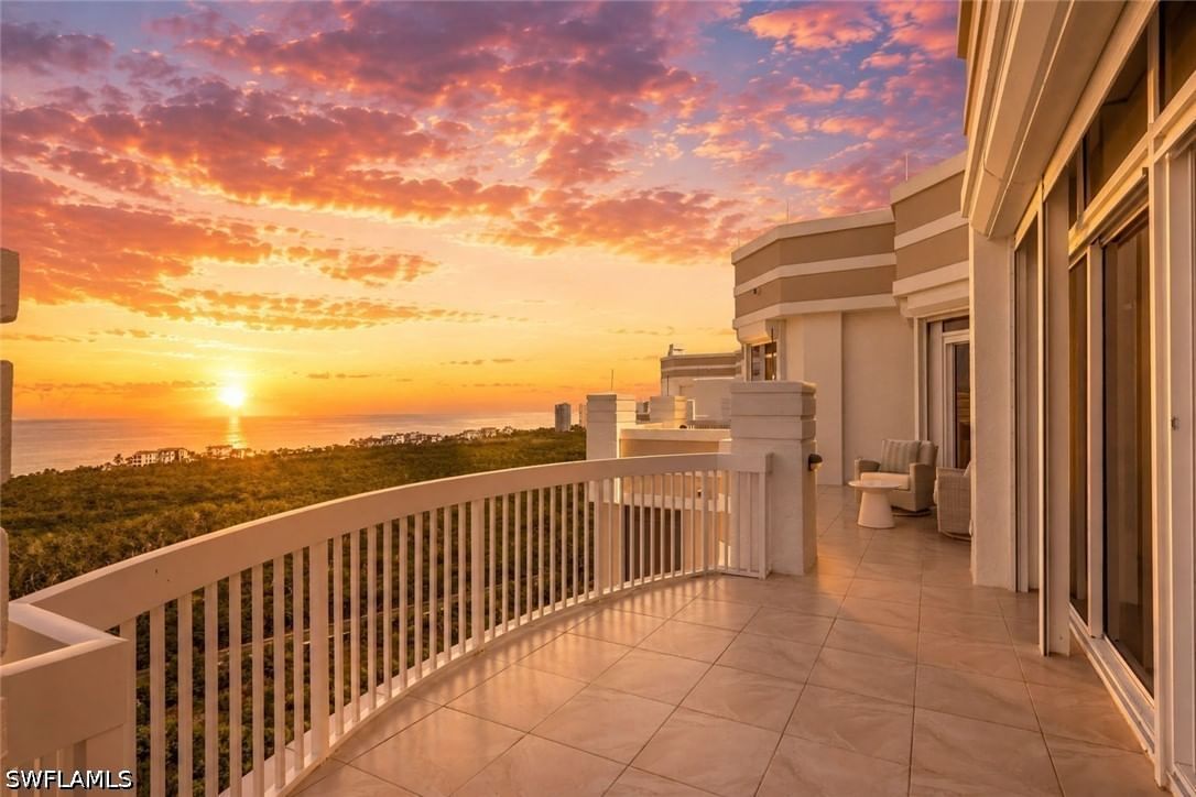 7117 Pelican Bay Boulevard #16, Naples, FL 34108 photo 3