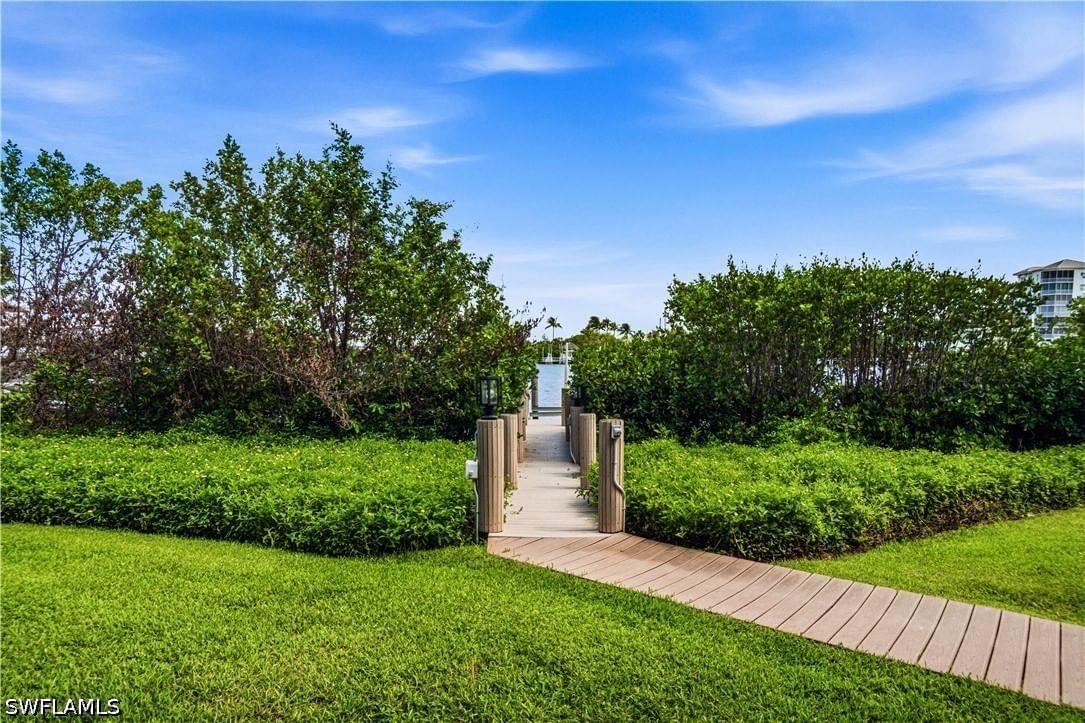 201 San Mateo Drive, Bonita Springs, FL 34134 photo 3