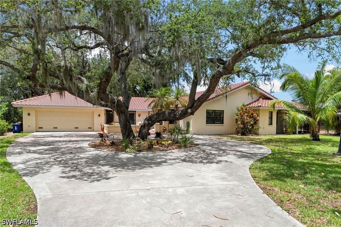 27565 Imperial Shores Boulevard, Bonita Springs, FL 34134 photo 3