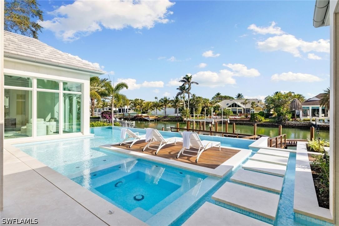 3455 Gin Lane, Naples, FL 34102 photo 2