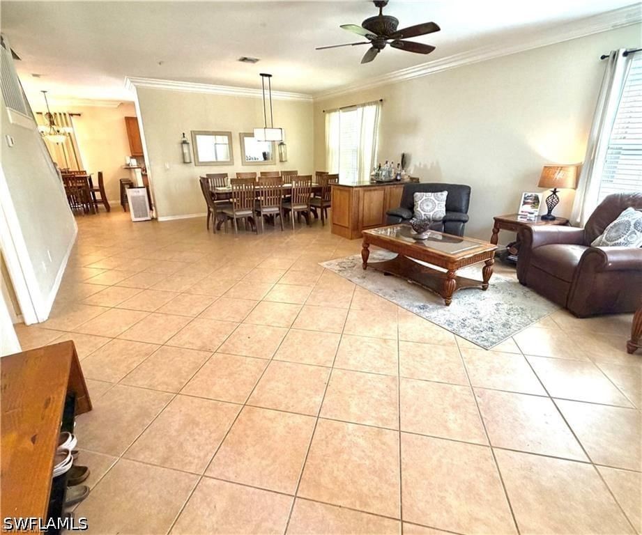 8364 Laurel Lakes Boulevard, Naples, FL 34119 photo 4