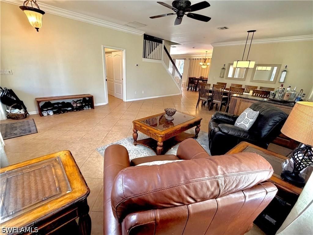 8364 Laurel Lakes Boulevard, Naples, FL 34119 photo 5