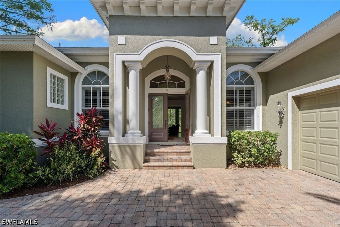 61 Constitution Drive, Naples, FL 34112 photo 3