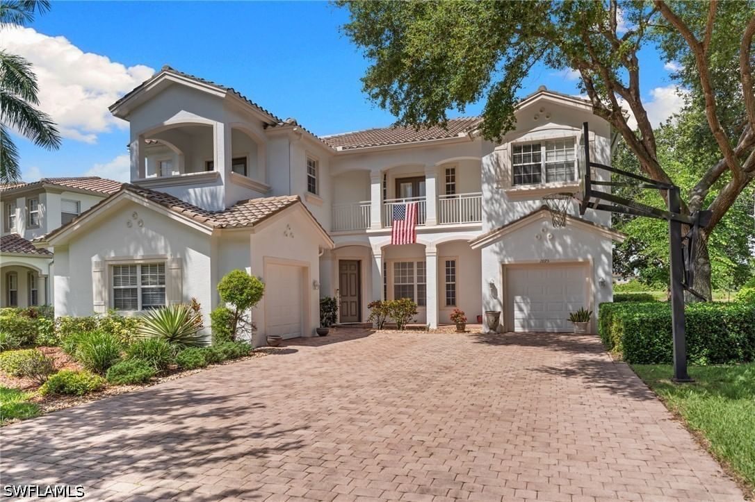 2075 Par Drive, Naples, FL 34120 photo 3