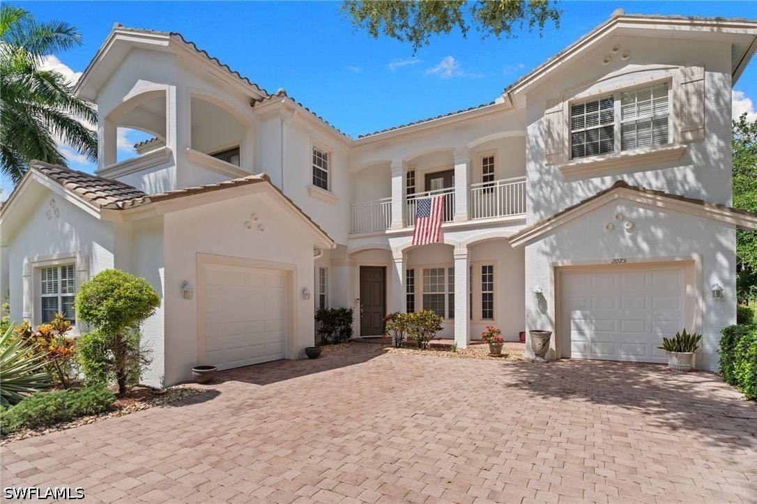 2075 Par Drive, Naples, FL 34120 photo 4