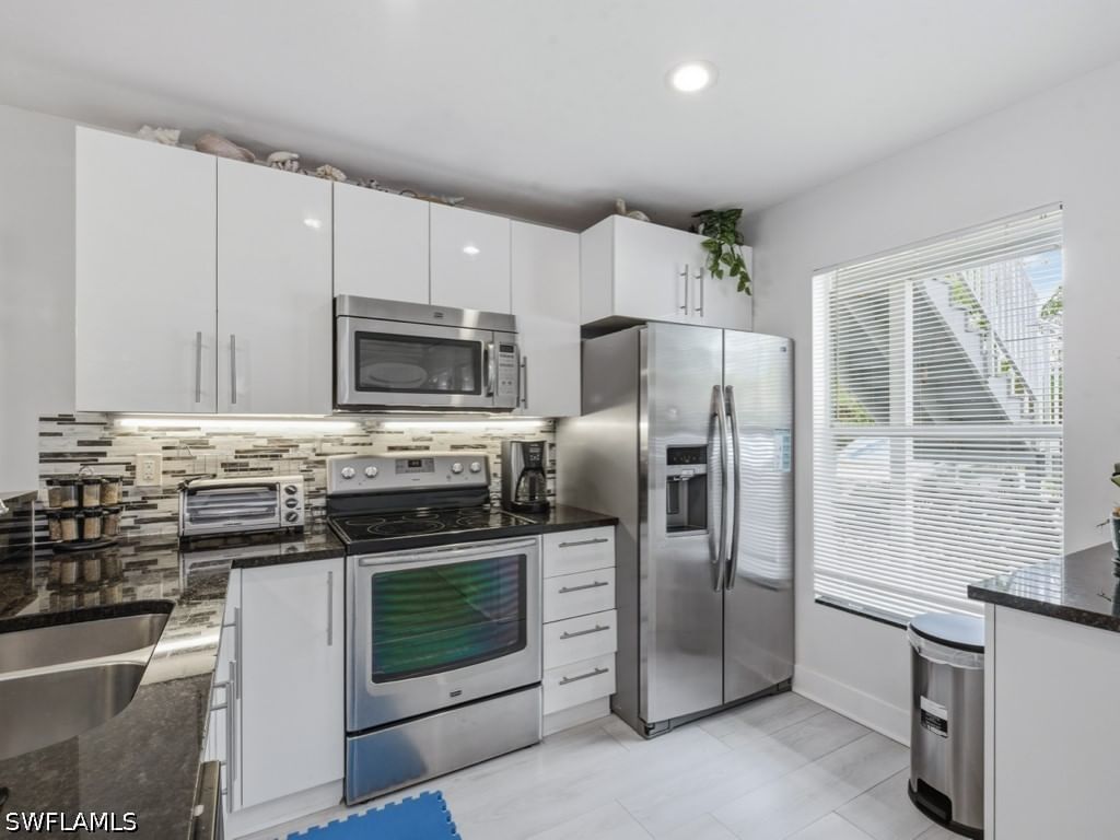 1901 Courtyard Way #C105, Naples, FL 34112 photo 2