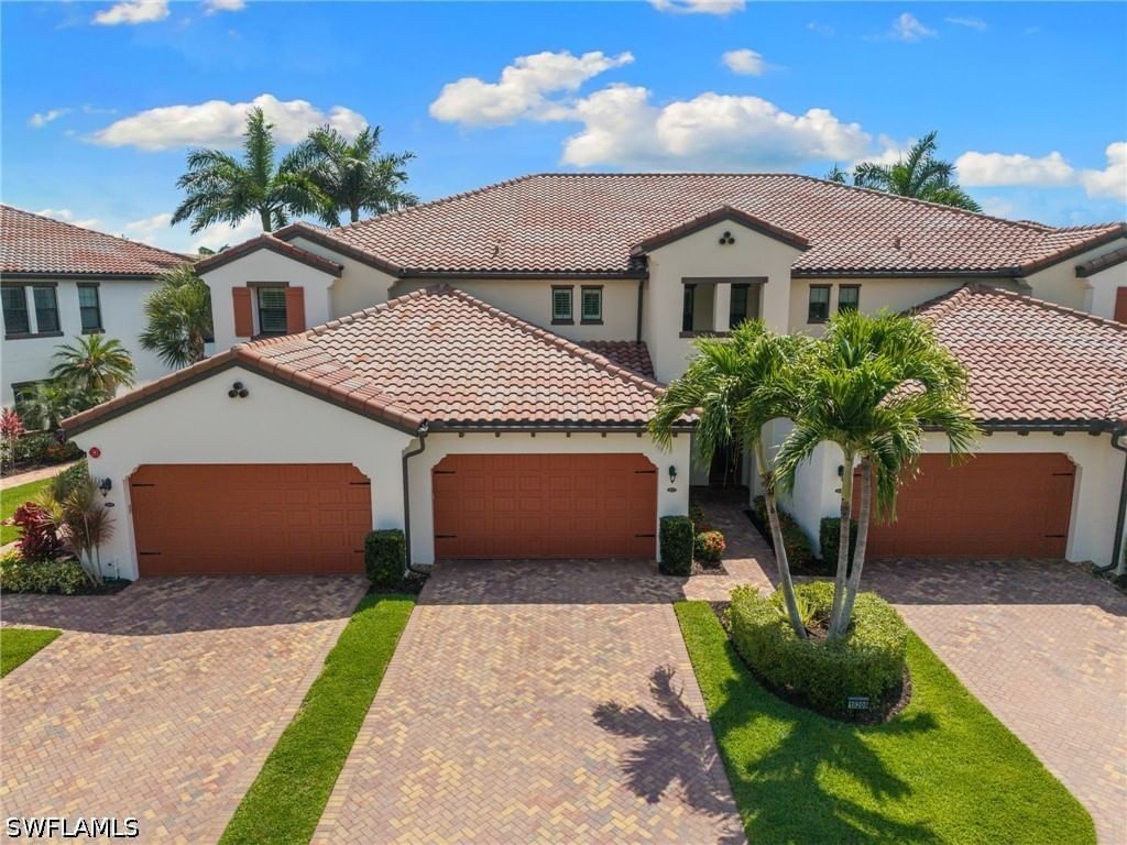 15209 Butler Lake Drive #201, Naples, FL 34109 photo 2