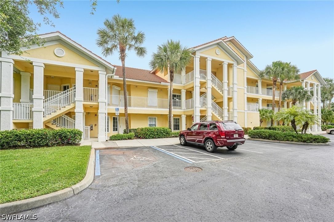 9185 Celeste Drive #1-103, Naples, FL 34113 photo 3