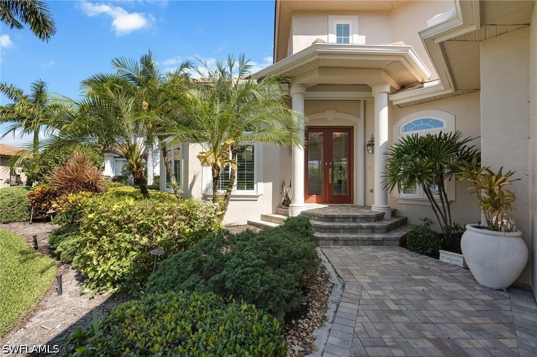 95 Anchor Court, Marco Island, FL 34145 photo 3