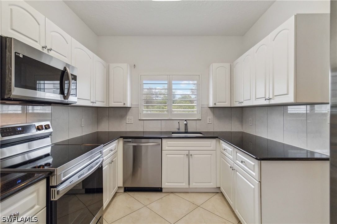 604 Arbor Lake Drive #6-103, Naples, FL 34110 photo 2