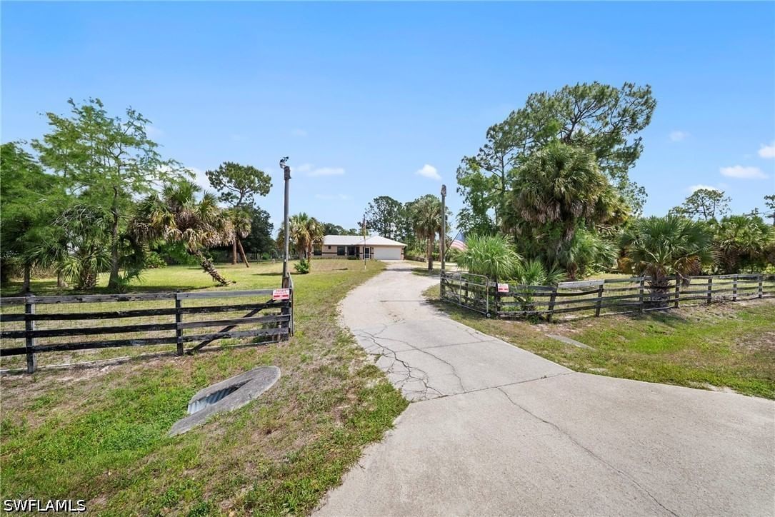 2795 12th Avenue SE, Naples, FL 34117 photo 4