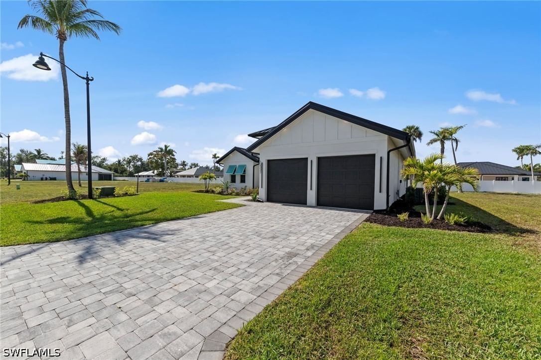 12337 Sweet Kiwi Lane, Fort Myers, FL 33908 photo 3