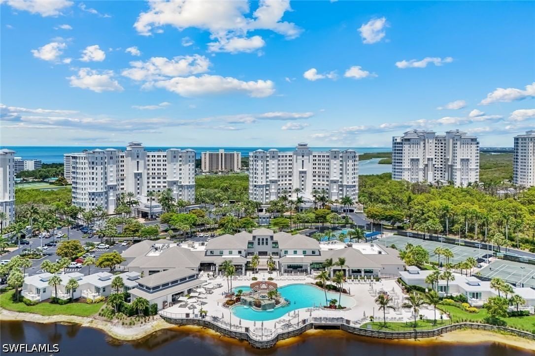 315 Dunes Boulevard #707, Naples, FL 34110 photo 2
