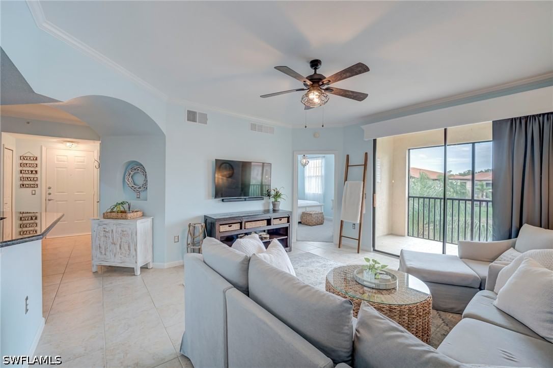 12940 Positano Circle #304, Naples, FL 34105 photo 2