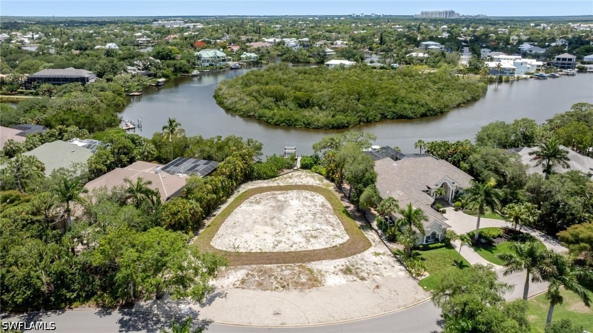 27311 Oak Knoll Drive, Bonita Springs, FL 34134 photo 2