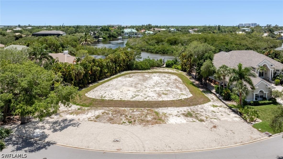 27311 Oak Knoll Drive, Bonita Springs, FL 34134 photo 5