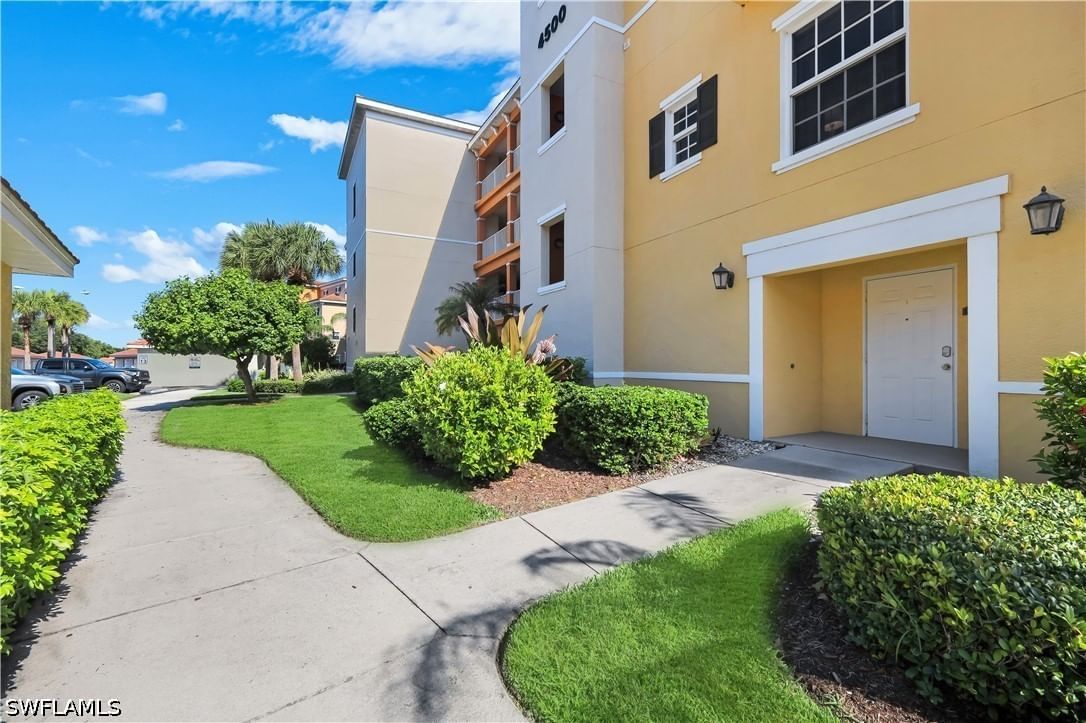 4500 Botanical Place Circle #107, Naples, FL 34112 photo 3