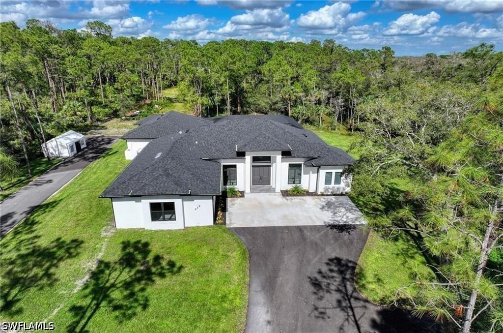 219 33rd Avenue NW, Naples, FL 34120 photo 3