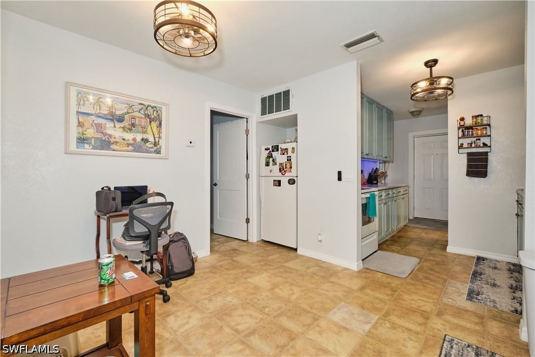 16820 Banyon Drive, Fort Myers, FL 33908 photo 4