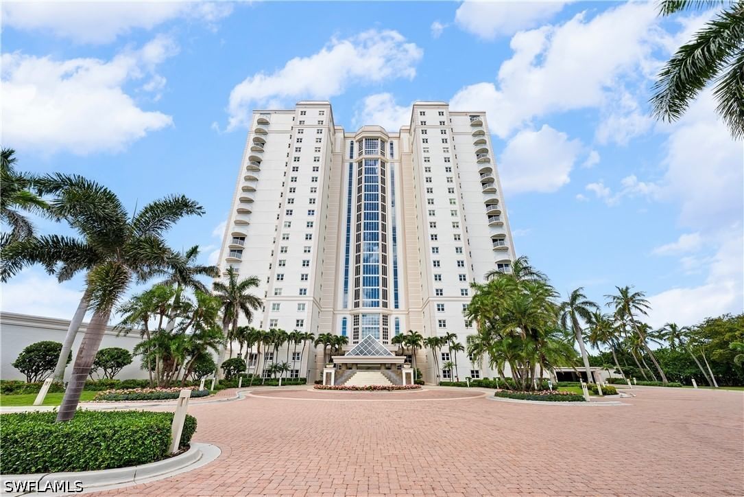 8111 Bay Colony Drive #1904, Naples, FL 34108 photo 4