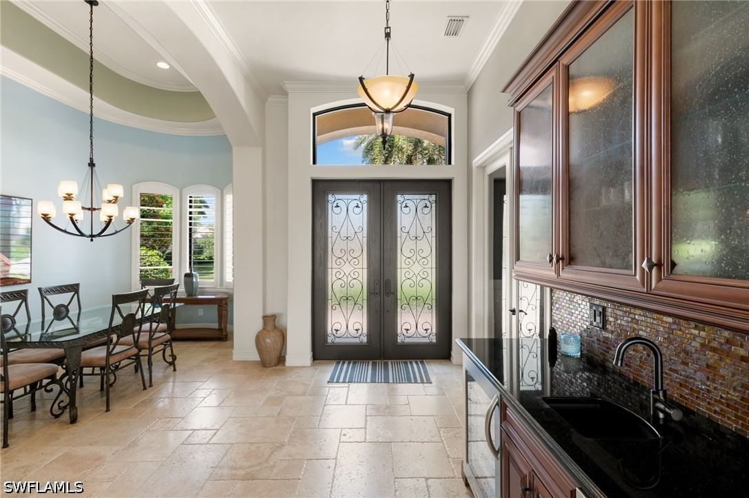 504 Kendall Drive, Marco Island, FL 34145 photo 2