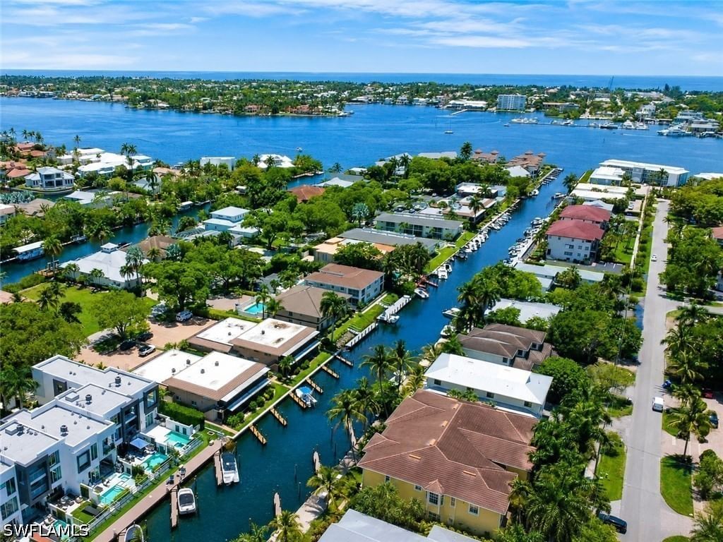 1533 Chesapeake Avenue #A5, Naples, FL 34102 photo 2