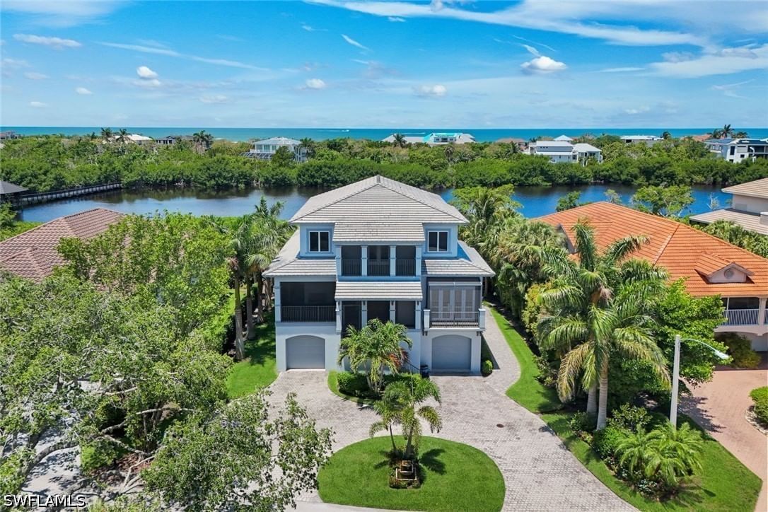 834 HIDEAWAY Circle W, Marco Island, FL 34145 photo 2