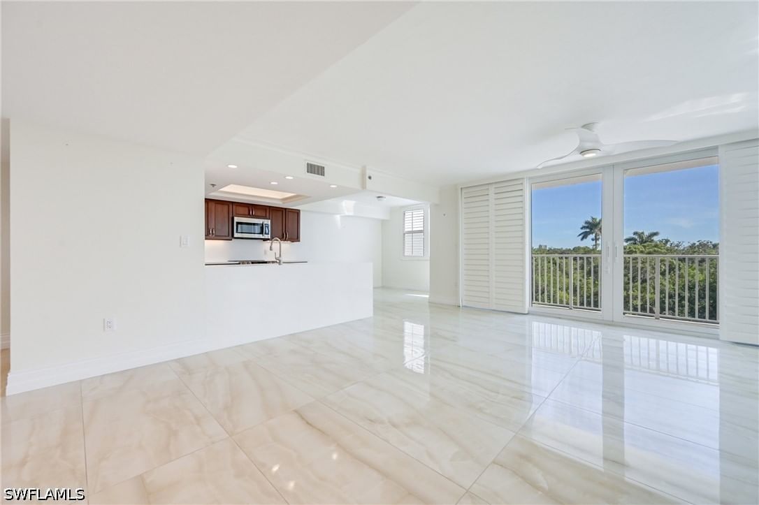 6361 Pelican Bay Boulevard #202, Naples, FL 34108 photo 4