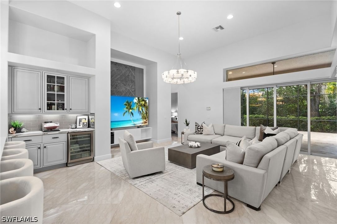 480 Terracina Way, Naples, FL 34119 photo 3