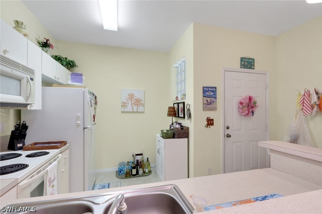 4236 Bellasol Circle #1021, Fort Myers, FL 33916 photo 5