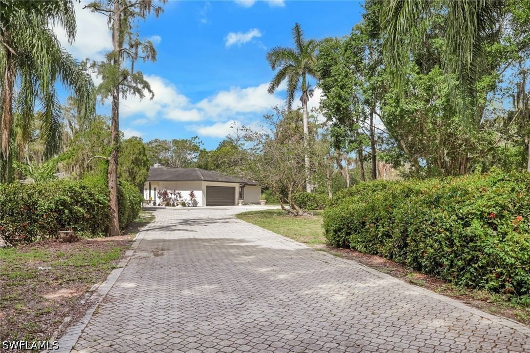 27126 Rue De Paix, Bonita Springs, FL 34135 photo 3