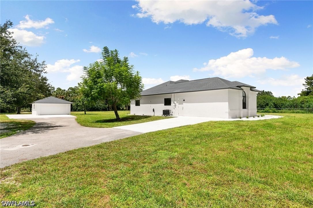 221 10th Street SE, Naples, FL 34117 photo 3
