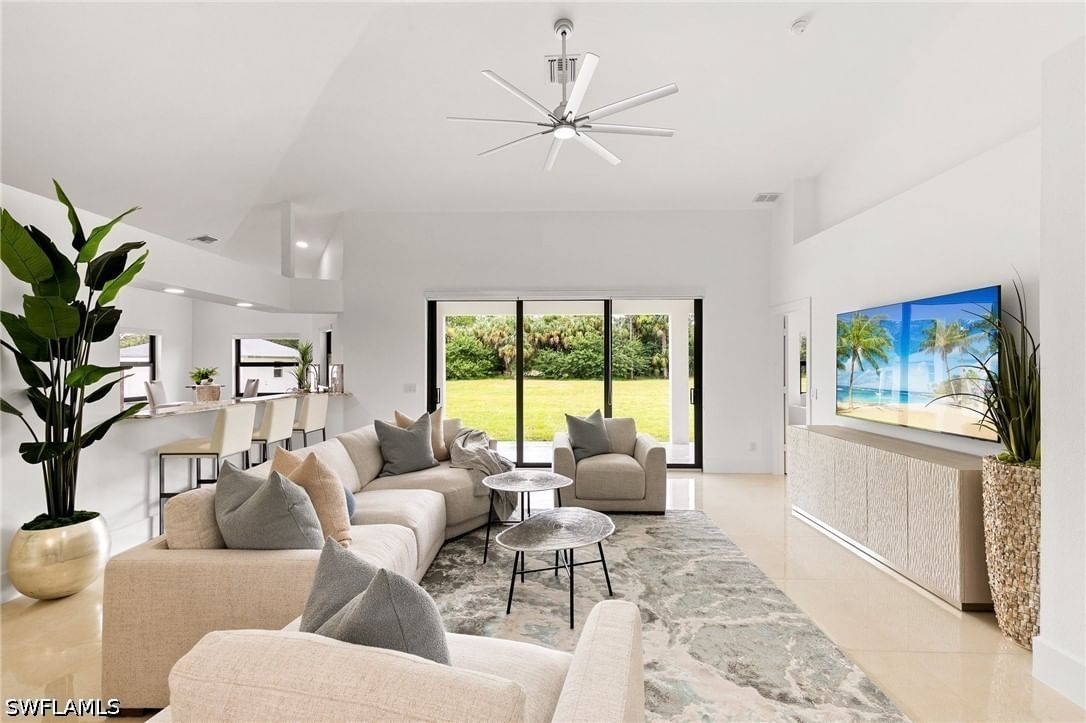 221 10th Street SE, Naples, FL 34117 photo 4