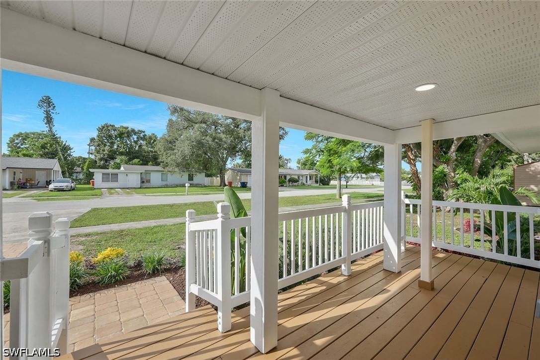 1755 Oakley Avenue, Fort Myers, FL 33901 photo 4