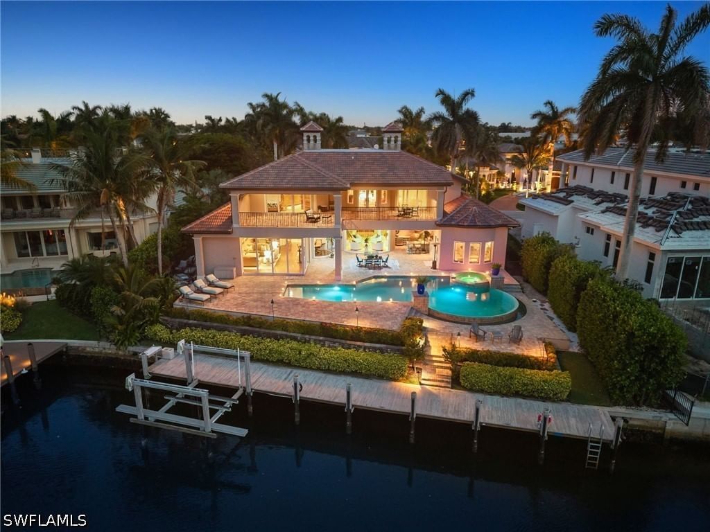 345 Devils Bight, Naples, FL 34103 photo 3