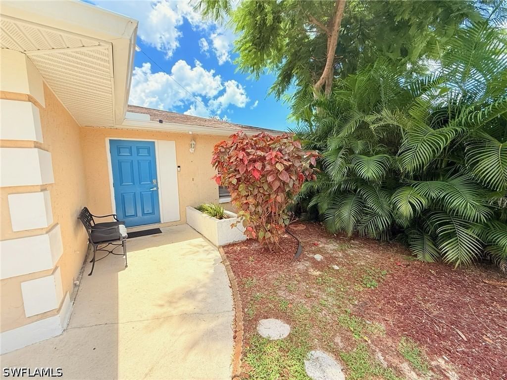 690 95th Avenue N, Naples, FL 34108 photo 5