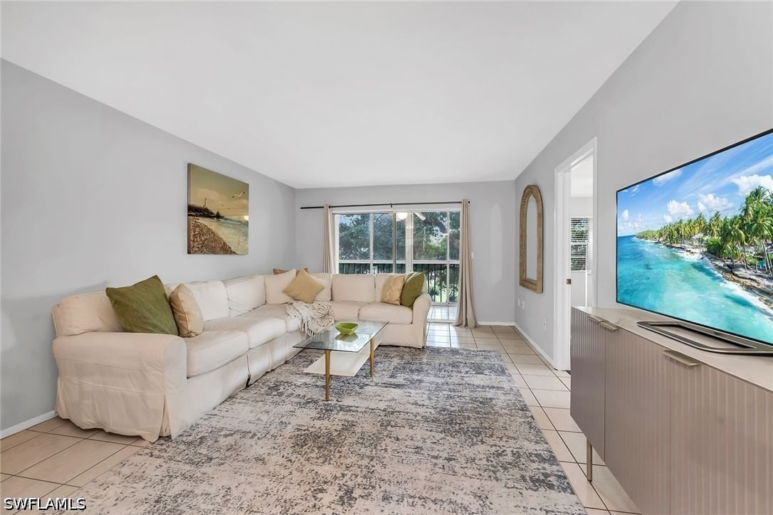 499 Forest Lakes Boulevard #312, Naples, FL 34105 photo 2