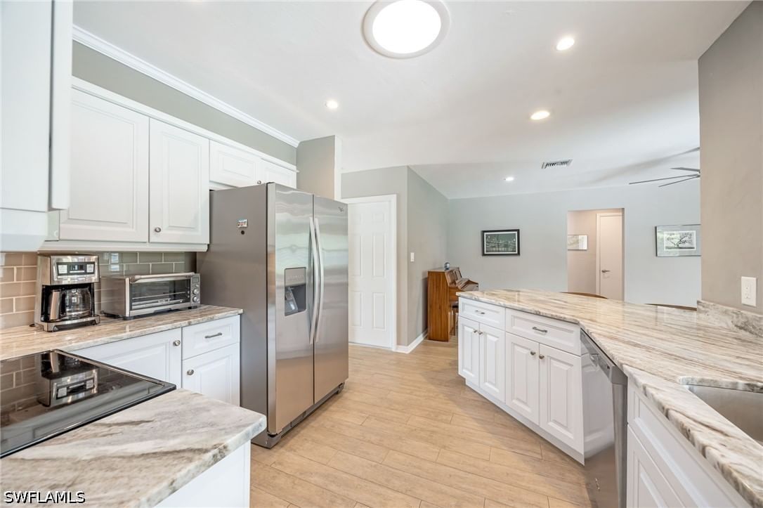 363 Juli Fe Drive, Naples, FL 34110 photo 5