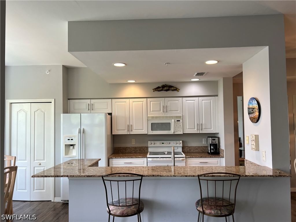 7525 Stoneybrook Drive #932, Naples, FL 34112 photo 3