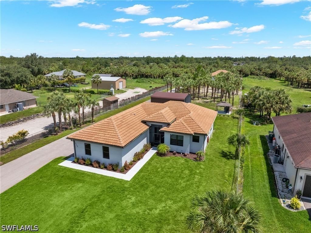 2759 18th Avenue SE, Naples, FL 34117 photo 3