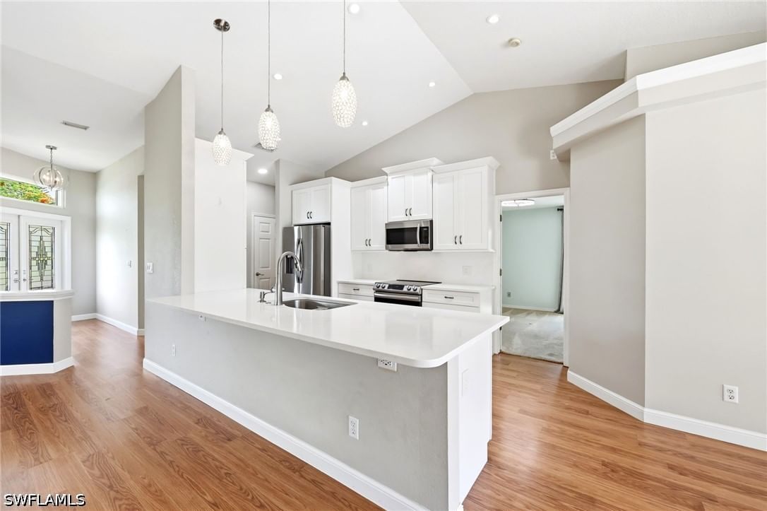 10069 Boca Circle, Naples, FL 34109 photo 5