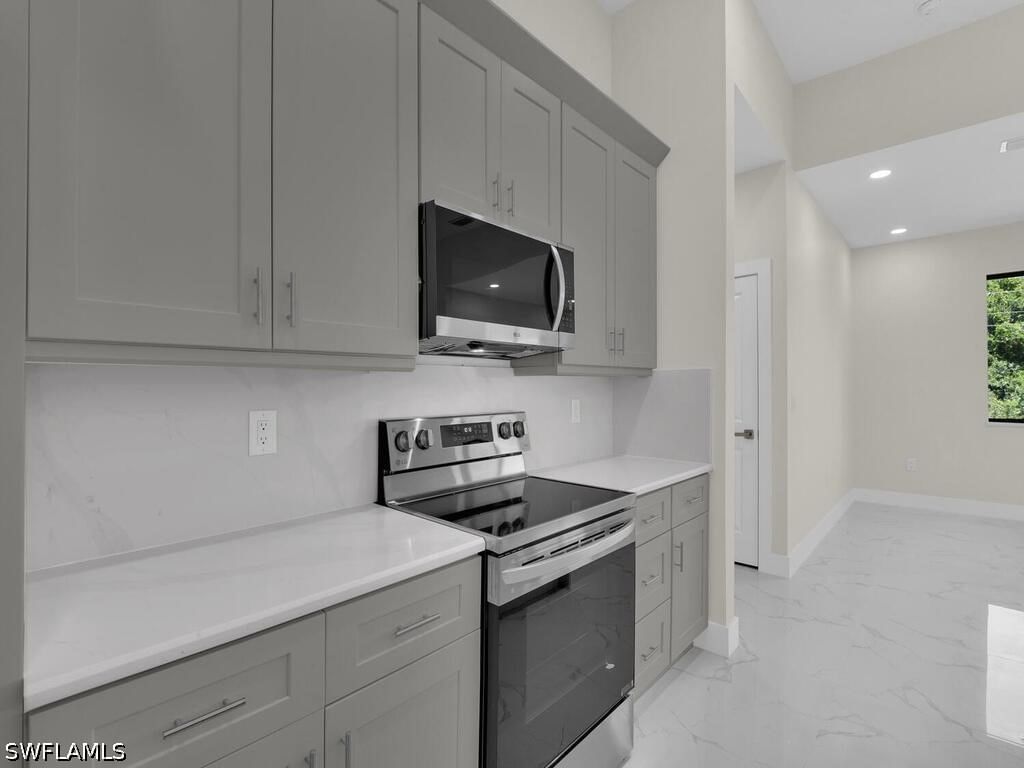 503 LINCOLN Boulevard, Lehigh Acres, FL 33936 photo 5