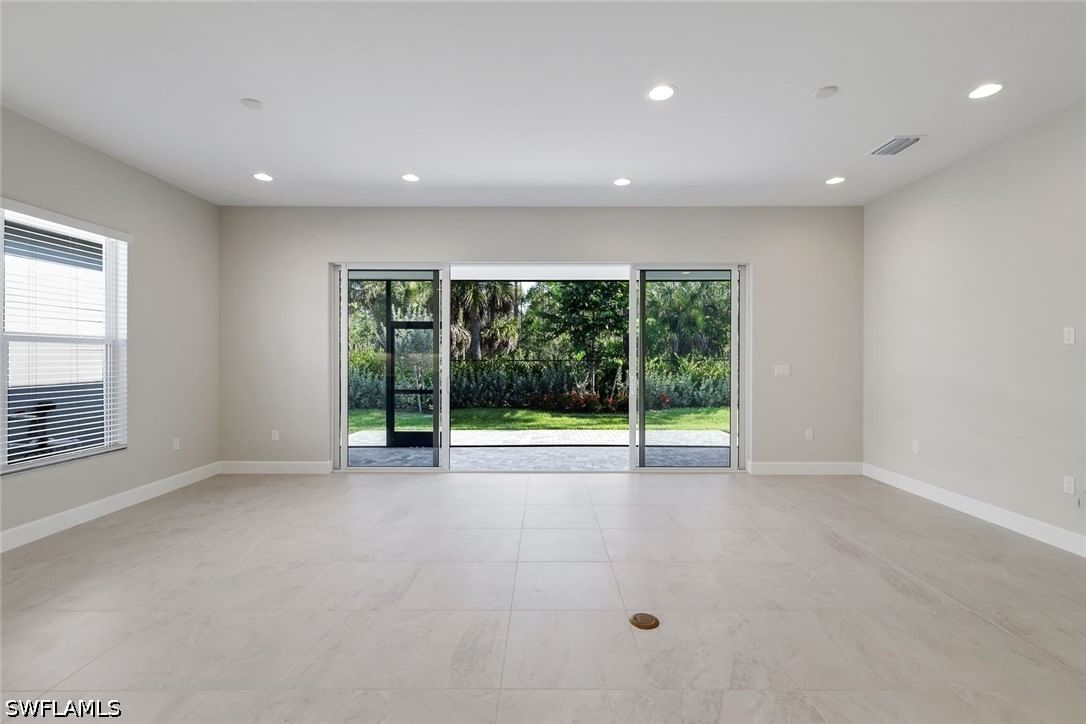 2565 Kingfisher Drive, Naples, FL 34112 photo 5