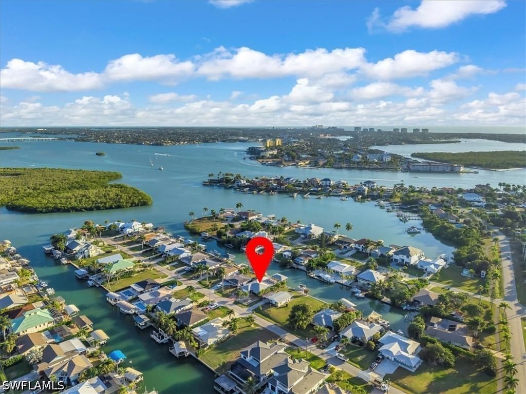 128 San Salvador Street, Naples, FL 34113 photo 2
