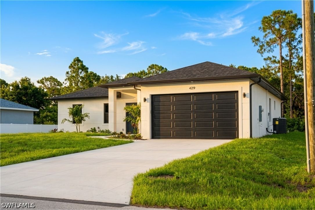 429 Gray Avenue S, Lehigh Acres, FL 33974 photo 2