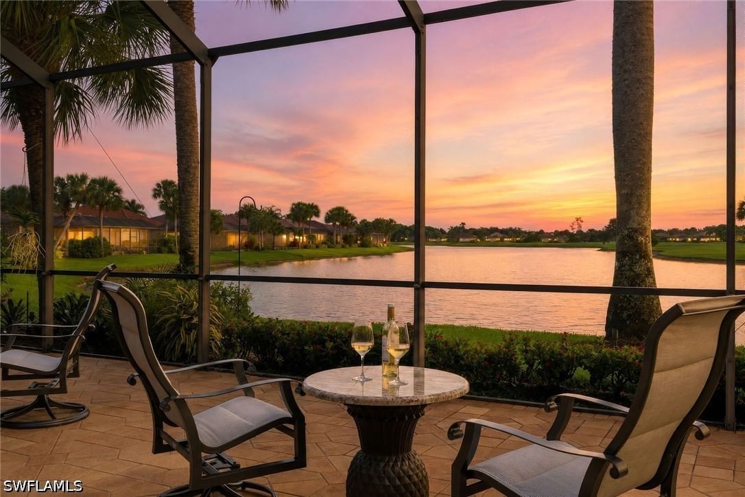 8793 Mustang Island Circle, Naples, FL 34113 photo 2