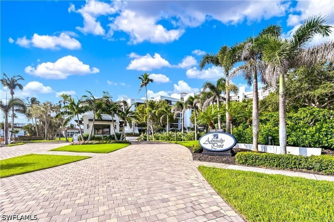 2316 Gulf Shore Boulevard N #411, Naples, FL 34103 photo 2