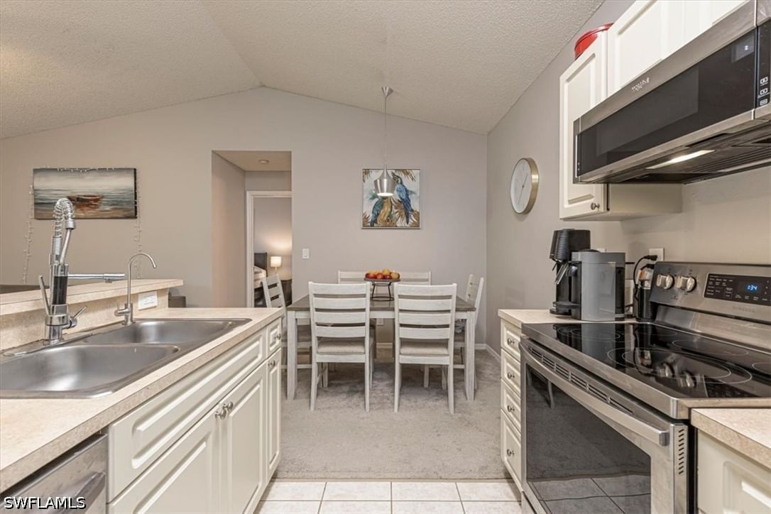2202 Arbour Walk Circle #2124, Naples, FL 34109 photo 5