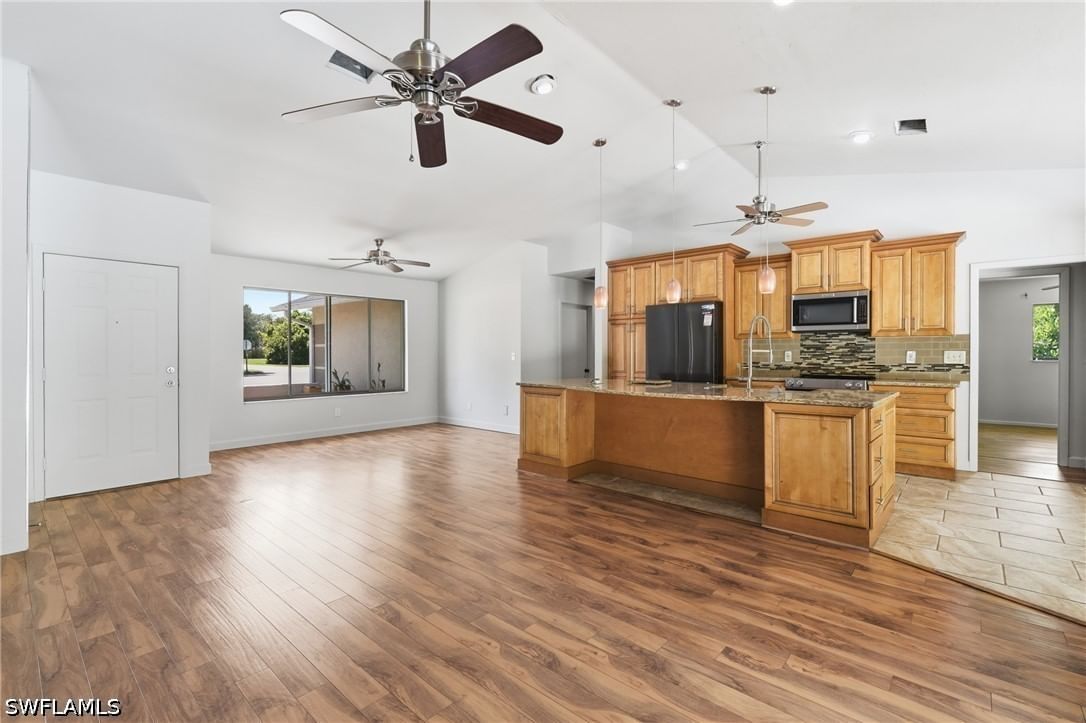 19028 Pine Run Lane, Fort Myers, FL 33967 photo 4