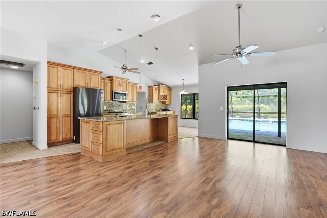 19028 Pine Run Lane, Fort Myers, FL 33967 photo 5